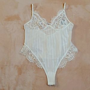 Plus Lace Bodysuit